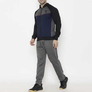 Ensemble de survêtements d'hiver respirants de luxe pour hommes, dernier modèle de service OEM fabriqué au Pakistan - Product Image 5