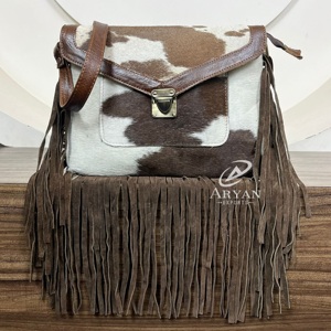 กระเป๋าถือหนังวัวแท้พรีเมียมปี 2025 แต่งขนเฟอร์สไตล์โบฮีเมียนสุดฮิต กระเป๋าสะพายข้างสำหรับผู้หญิง - Product Image 1