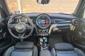MINI COOPER S HARDTOP 4 PORTES ÉDITION BLEU GLACE 2019 PRÊT À ÊTRE EXPÉDIÉ - Product Image 2
