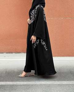 Abaya longue en satin de soie de luxe en gros pour femmes, robe musulmane sur mesure petite taille, manches à volants, anti-rides, faite à la main, de haute qualité, pour la prière - Product Image 6