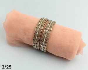 Bracelets indiens à la mode et traditionnels en laiton plaqué or, forme de fleur, style ethnique pour femmes et filles, occasion de mariage - Product Image 1