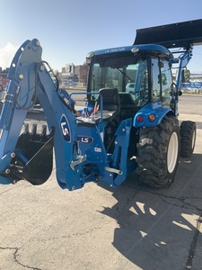 รถแทรกเตอร์ตักดินและขุดหลัง LS MT357HC สำหรับขาย เครื่องจักรกลการเกษตรที่แข็งแรงทนทาน ใช้งานได้ดีเยี่ยม รถแทรกเตอร์สำหรับงานเกษตรที่มีประสิทธิภาพ - Product Image 4