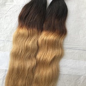 Extensions de Cheveux Ondulés Ombrés 22 pouces Qualité Supérieure 12A, Nouveaux Cheveux Vierges Indiens du Temple de Cambodge, Vente en Gros, Fournisseur Indien - Product Image 4