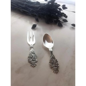 Mini ensemble de couverts fourchette et cuillère de présentation de luxe ustensiles de service élégants ou idée cadeau de décoration intérieure, décoration de table réfléchie - Product Image 3