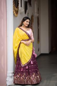 Fourniture en gros de paillettes et de fil de broderie Lehanga Choli du fournisseur et de l'exportation indiens à un prix de gros - Product Image 4