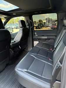 Ford F-150 Lariat Usada de 2024 - Product Image 4