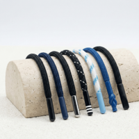 Cordon de serrage plat avec logo personnalisé |   Cordons personnalisés tressés en polyester/coton pour sweats à capuche et pantalons avec embouts en silicone/plastique/métal OEM