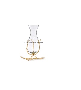 Superbes vases à fleurs en métal avec des finitions de couleurs dégradées pour ajouter une touche de couleur à n'importe quel décor de chambre à prix de vente - Product Image 5