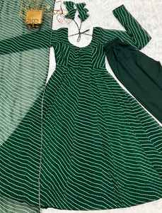 Conjunto de Fox Georgette Kurta para mujer de calidad superior, adornos elegantes, vestido festivo tradicional que incluye Dupatta para fiestas - Product Image 6