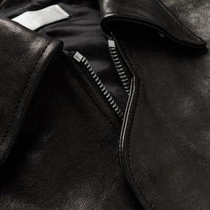 Blouson aviateur en cuir de mouton camouflage - Style vintage unisexe avec logo frontal, respirant et séchage rapide pour la saison printanière - Product Image 4