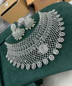 Parure de bijoux de créateur en laiton finition argentée, motif diamant, avec pierre principale en zircon, pour mariage, fiançailles, fête, cadeau - Product Image 4