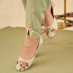 Khussas Personalizadas Ligeras, Diseño Impreso, Impermeables y Bordadas a Mano para Todas las Temporadas - Product Image 5