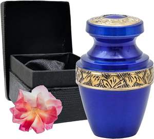 Accesorios funerarios Mano rezando Recuerdos de aluminio Venta caliente Metal Pequeño recuerdo con color negro - Product Image 1