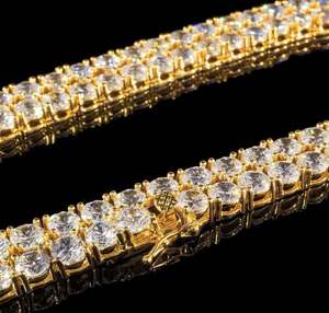 Chaîne en diamant Moissanite en or jaune de 5mm Pendentifs et breloques élégants - Product Image 4