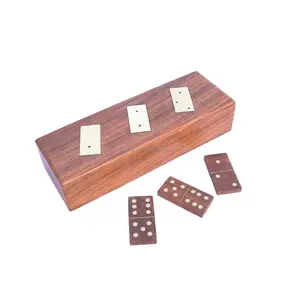 最佳质量热卖木制游戏多米诺套装室内游戏，定制尺寸标志设计，用于促销经典设计