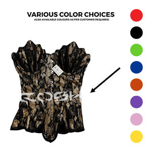 Corset élégant en satin beige avec superposition de dentelle florale noire et décolleté en cœur festonné - Product Image 3