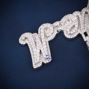 Elegante colgante de LETRA DE Hip Hop en plata de ley 925 con diamantes de moissanita de corte mejorado para ropa de fiesta para hombres - Product Image 4