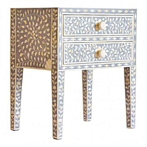 Mesa de Noche de Lujo Hecha a Mano con Incrustaciones de Hueso, Patas de Latón y Acabado Antiguo para Interiores Boho Chic a Precio de Mayoreo - Product Image 5