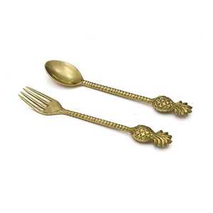 Juego de servidor de ensalada de acero puro Juego de cubiertos de metal de diseño único de acero inoxidable Cubiertos útiles para restaurante y hotel - Product Image 3