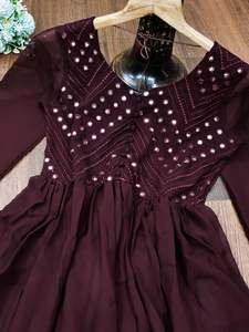 Robe de soirée de créateur, tenue de travail de Type Anarkali, couleur marron, renard Georgette avec doublure complète, broderie miroir - Product Image 5