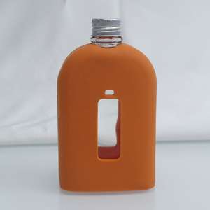 Flacon de hanche en verre Flacon à boire personnalisé de haute qualité avec revêtement en silicone pour hommes - Product Image 2