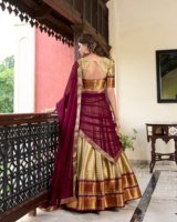 TENNYC Katun Sutra Panjang Mata Kaki, Dapat Dibalik, Cepat Kering, Pelindung Sinar Matahari, Elastis, Wanita, Regular Fit, Choli Paithani Concept Party