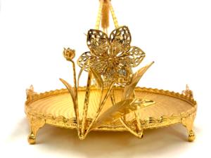 Plateau de service décoré en métal doré Plateau à fruits nouveau design avec poignées florales Design étonnant - Product Image 3