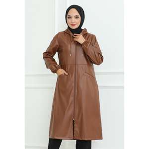 เสื้อโค้ทและเสื้อคลุมกันฝน Tan 19213 รุ่น Modest พร้อมรายละเอียดหนัง ดีไซน์หรูหรา - Product Image 2