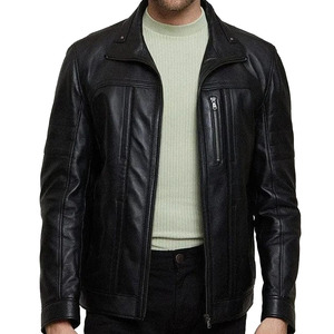 Chaqueta de piel sintética negra para hombre Diseño minimalista ajustado con cierre frontal de cremallera - Product Image 5