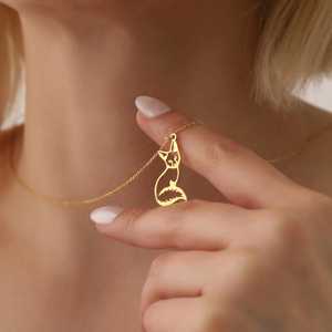 Pendentif minimaliste en forme de chat en argent sterling 925 plaqué or rhodié 18 carats pour femmes, enfants et unisexe - Bijoux pour les occasions de fête - Product Image 6