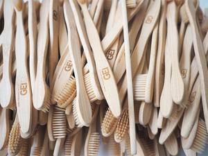 Cepillo de Dientes de Bambú Ecológico OEM para Cuidado Bucal, Biodegradable y Reutilizable para Suministros de Baño de Hotel para Adultos, Empaque Personalizable - Product Image 2