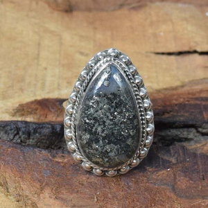 แหวนเงินแท้ 925 ประดับมาร์คาไซต์ธรรมชาติทรงลูกแพร์ งานแฮนด์เมด เครื่องประดับโดดเด่น ของขวัญสำหรับเธอ ราคาขายส่ง - Product Image 2