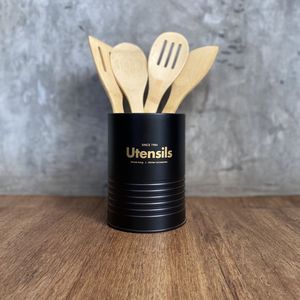 Portacubiertos de hierro de primera calidad para decoración de cocina moderna que ofrece una construcción robusta y una solución organizada para el almacenamiento de utensilios. - Product Image 6