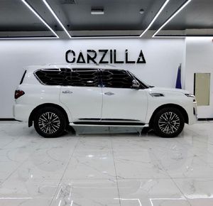 Nissan Patrol SE 2022 usata, 275 CV, 4x4, 6 cilindri, 4WD, motore a benzina 4.0L, guida a sinistra, cambio automatico - Product Image 4