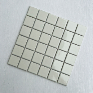 Gạch khảm gốm sứ hình vuông bóng mượt màu đỏ Trung Quốc mới nhất dành cho tường nội thất khách sạn với thiết kế kiểu sàn gỗ hiện đại và thiết kế đồ họa - Product Image 3