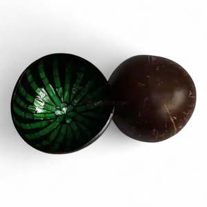 Bol en noix de coco incrusté de nacre, coquille naturelle, fait à la main, pour la présentation des aliments et la décoration de table, en provenance du Vietnam - Product Image 2