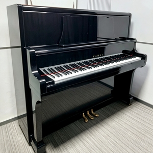 เปียโนตั้งพื้น KAWAI KU5 สำหรับมืออาชีพและผู้เริ่มต้น ราคาประหยัด 88 คีย์ แบบกลไก - Product Image 1
