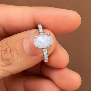 แหวนเงินแท้ 925 ชุบโรเดียม ประดับพลอยมูนสโตนทรงรี ดีไซน์คลาสสิกหรูหรา สำหรับผู้หญิง ขายส่ง เหมาะสำหรับงานแต่งงาน พร้อมเพชร CZ - Product Image 1