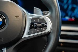 รถยนต์มือสอง ปี 2025 รุ่น 3 Series M340i xDrive 4 ประตู ซีดาน ขับเคลื่อนสี่ล้อ (เครื่องยนต์ 3.0 ลิตร 6 สูบ เทอร์โบ ไฮบริดแบบอ่อน 8 สปีด) เบาะหนัง พวงมาลัยขวา/ซ้าย - Product Image 2