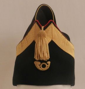 Sombrero de oficina de imperio blanco elegante de alta calidad Acentos de perlas Logotipo personalizable Técnica de bordado 3D para escenas de viajes al aire libre - Product Image 4