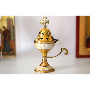 Prime Quality Brass Incense Burner With <b>Mother</b> of Pearl Sea Shell Burner Holder With Handle for Home Office Decor - Product Image 1