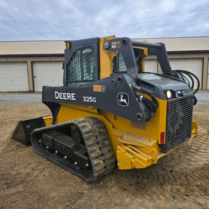 Livraison gratuite John D 325G Chargeuse compacte à chenilles avec cabine EROPS, chauffage et climatisation, commande par joystick, 2 vitesses, hydraulique auxiliaire - Product Image 4