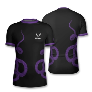Camiseta personalizada de manga corta Rash Guard para hombres y mujeres UPF 50 + Protección solar de secado rápido Swim Surf Top OEM Proveedor de ajuste de compresión - Product Image 4