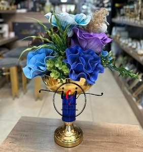 Hot Selling Decorative Tabletop <b>Iron</b> Aluminium Metal Vase with Gold Finish for Home and Wedding Decoration - Product Image 1