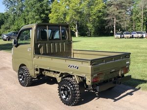 Mini-Camion Toyota Pixis d'Occasion Impeccable 2024 2025 Automatique Véhicule Utilitaire - Product Image 4