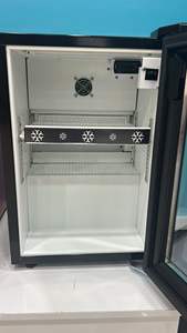 Refrigerador Comercial Vertical para Bebidas de 45 L, Puerta de Vidrio Única, Encimera, Temperatura Única, Certificado CE, Automático - Product Image 2