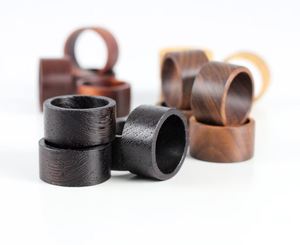 Ensemble de ronds de serviette en bois artisanal classique 6 décor de Table pour les dîners rond de serviette en or cuisine personnalisée - Product Image 1