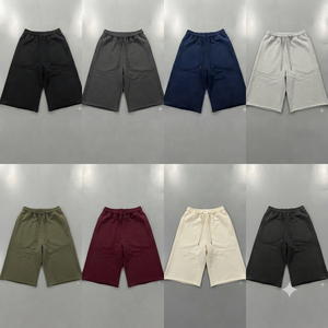 Shorts de survêtement pour homme en coton épais, coupe ample à jambe large, avec ceinture à bords bruts, style streetwear décontracté d'été - Product Image 2