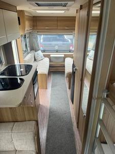 Caravana Plegable Elddis Xplore Mini 2017, 1 Tamaño, 4 Literas, Fibra de Vidrio con Litera Fija y Suspensión Independiente - Product Image 5
