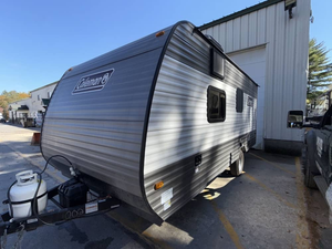 Remolque de Viaje Moderno y Ligero C-o-l-e-m-a-n Lantern Mini 2024 Usado, Premium para una Experiencia de Aventura al Aire Libre Inigualable, Comprar Ahora - Product Image 4